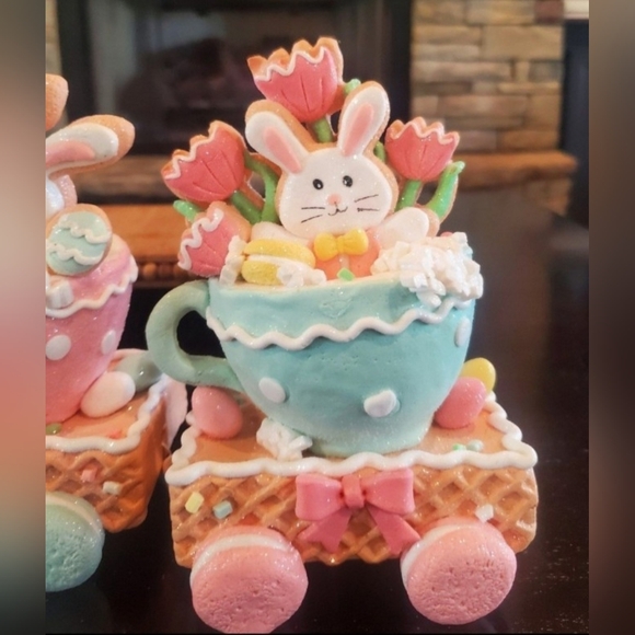 Pastel Easter Gingerbread Train-NWT - Picture 3 of 8